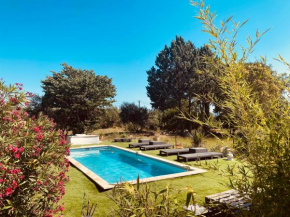 Bastide provençale avec piscine